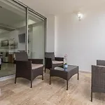 Cartagena Beach Resort 545