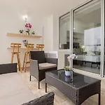 Cartagena Beach Resort 545